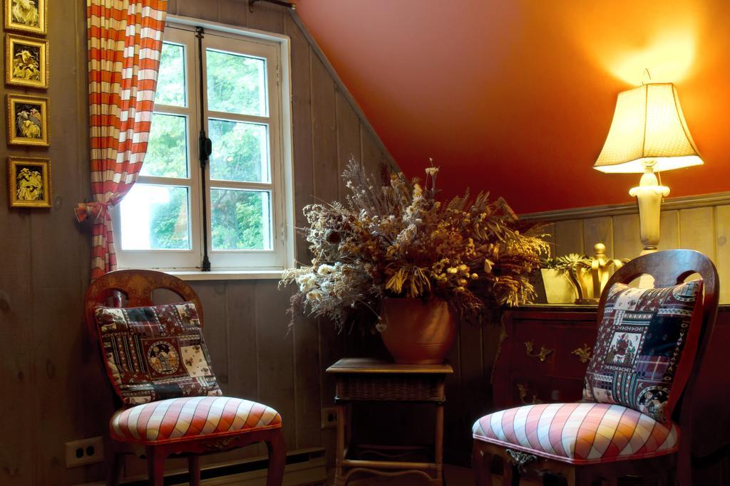 Le Petit Clocher Gite Touristique B & B Saint-Sauveur ภายนอก รูปภาพ