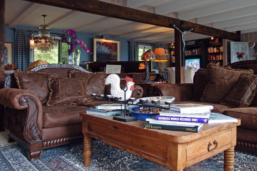Le Petit Clocher Gite Touristique B & B Saint-Sauveur ภายนอก รูปภาพ