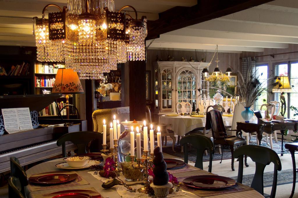 Le Petit Clocher Gite Touristique B & B Saint-Sauveur ภายนอก รูปภาพ