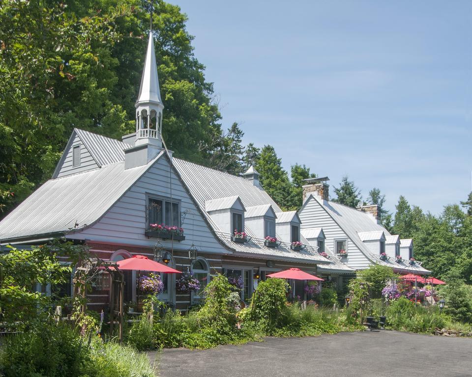 Le Petit Clocher Gite Touristique B & B Saint-Sauveur ภายนอก รูปภาพ